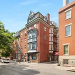 Premium Flat Near Attractions